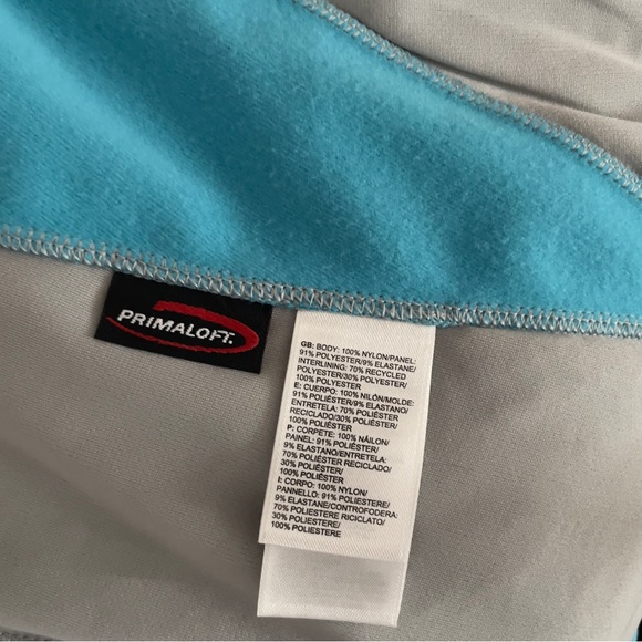 The North Face Women’s Lightweight Primaloft Jacket Sz Medium - Picture 6 of 6